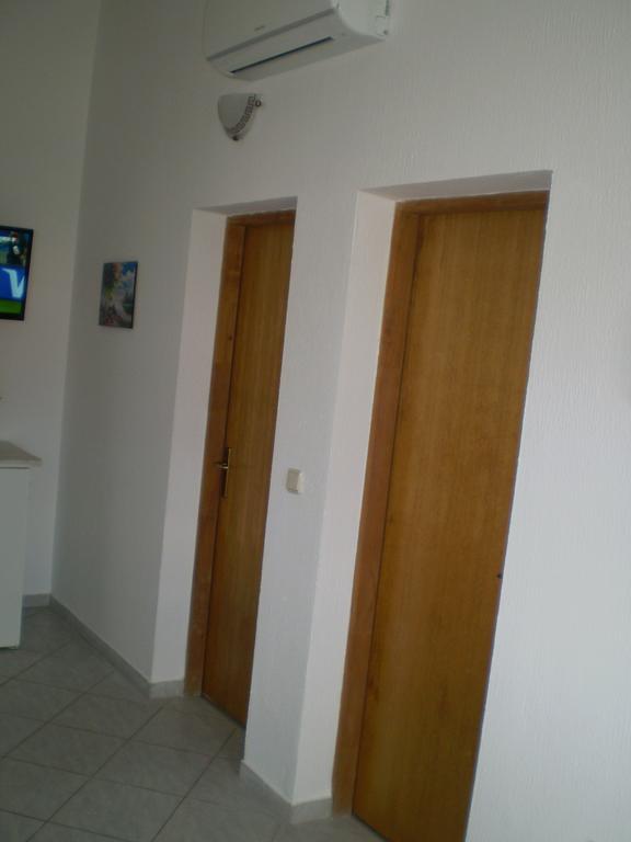 Apartmani Marija&Damir Vir Exteriör bild