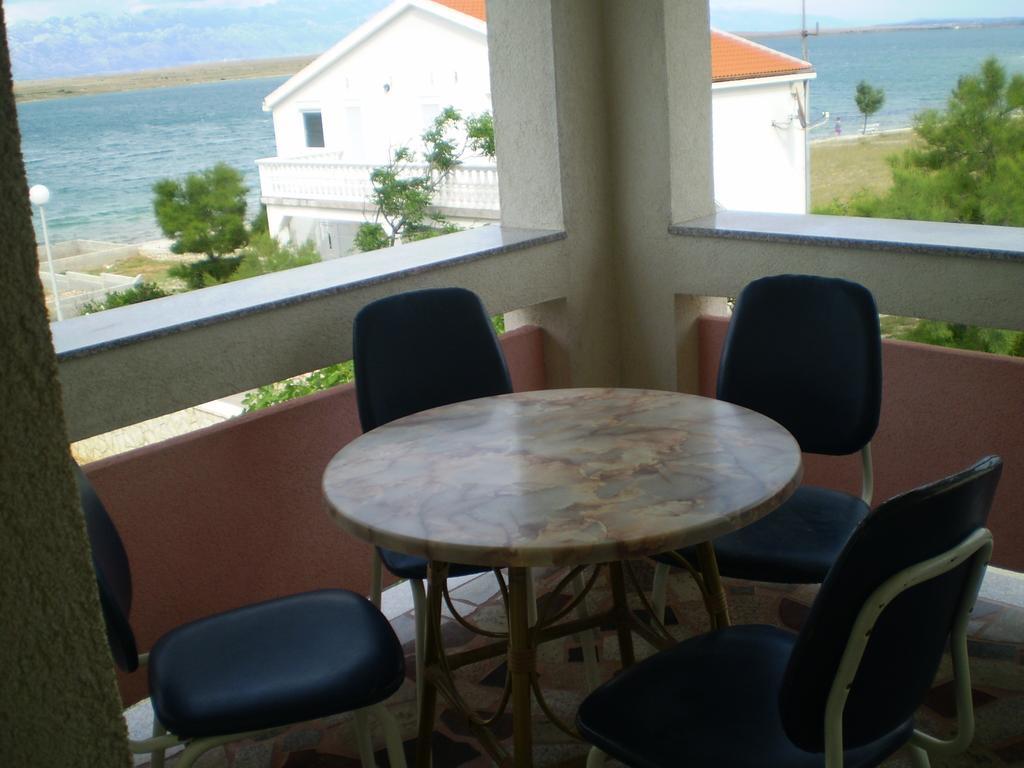 Apartmani Marija&Damir Vir Exteriör bild